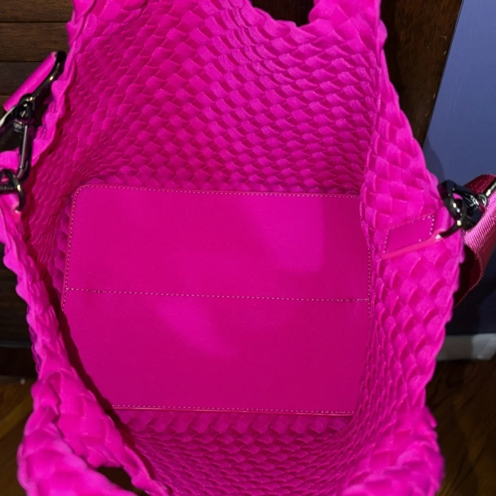 Naghedi hot pink small st barths tote - Picture 3 of 4